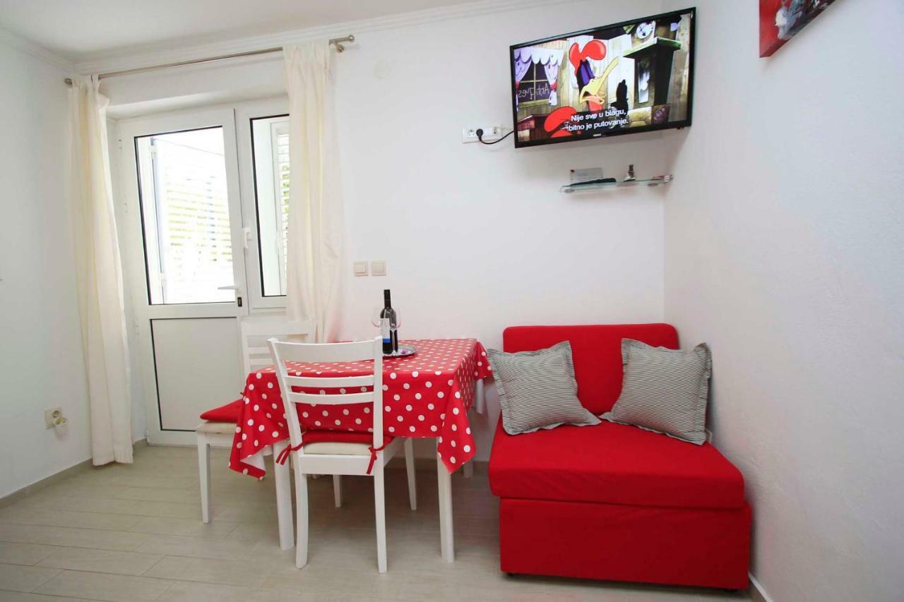 Apartmani Ivona & Ivo Makarska Esterno foto