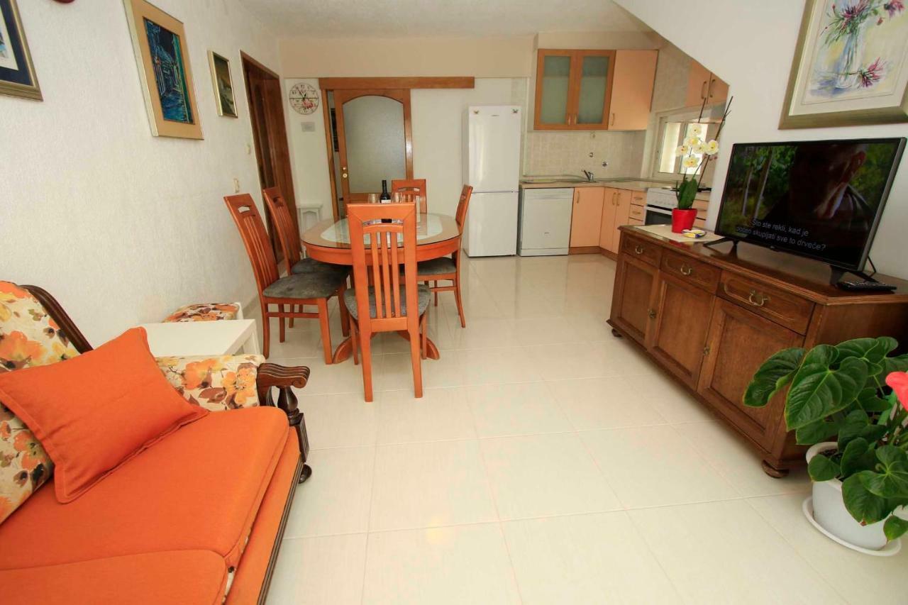Apartmani Ivona & Ivo Makarska Esterno foto