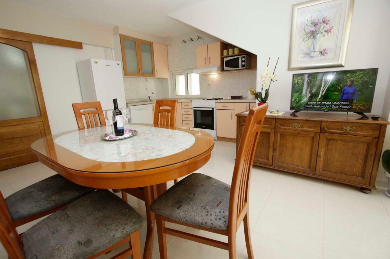 Apartmani Ivona & Ivo Makarska Esterno foto