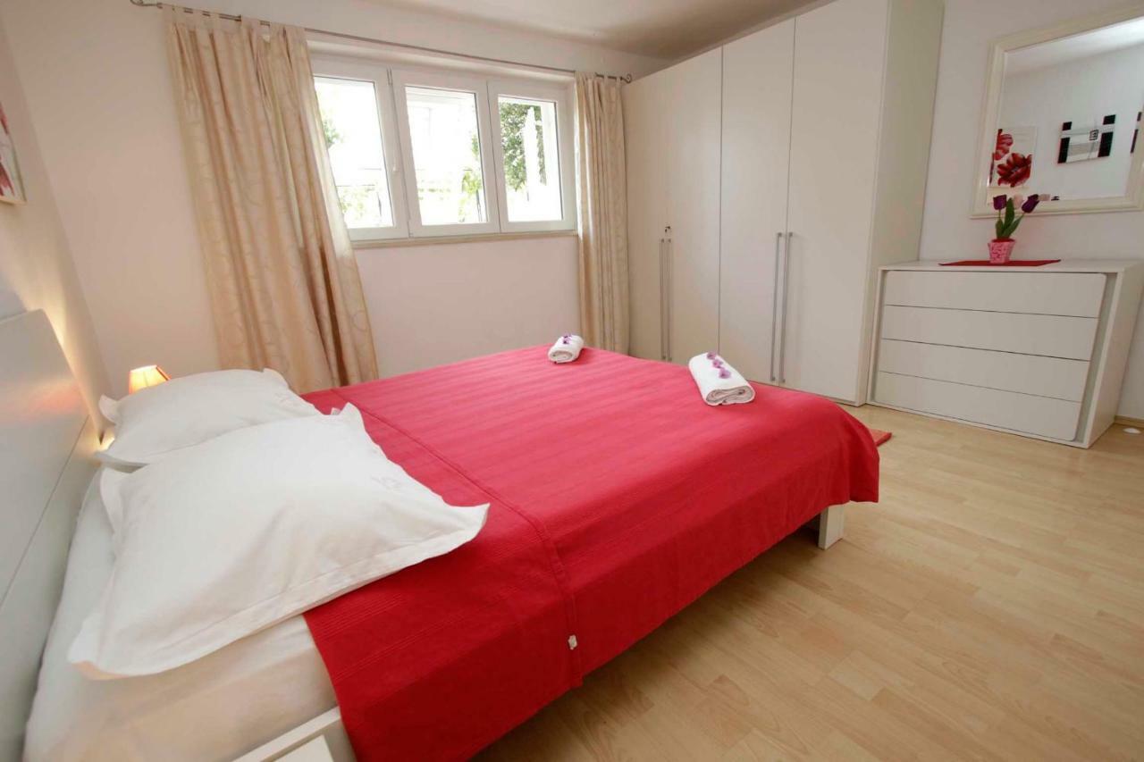Apartmani Ivona & Ivo Makarska Esterno foto